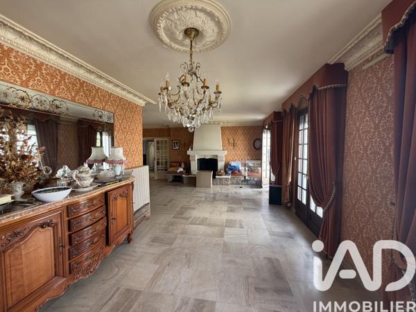 Maison à vendre 6 pièces 240 m² Champniers