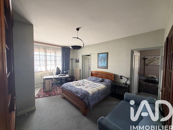 Maison à vendre 6 pièces 240 m² Champniers