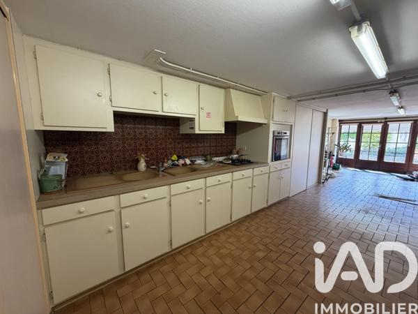 Maison à vendre 6 pièces 240 m² Champniers