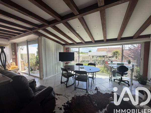 Maison à vendre 6 pièces 240 m² Champniers