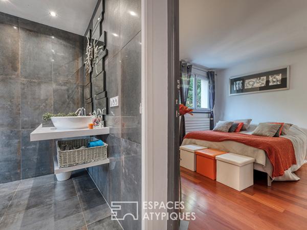 Maison familiale rénovée au coeur de la ville avec piscine