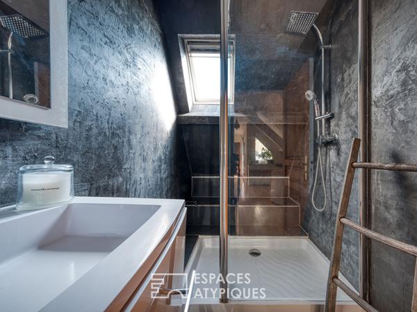 Maison familiale rénovée au coeur de la ville avec piscine