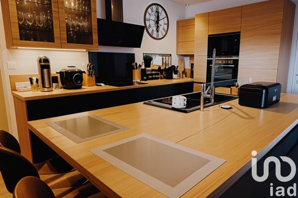 Maison à vendre 5 pièces 166 m² Saint-Sulpice-de-Pommeray