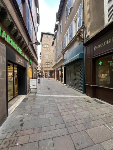 LOCAL COMMERCIAL EN HYPER CENTRE DE RODEZ – RUE DU TOUAT