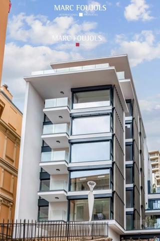 2 pièces neuf livré à deux pas de Monte-Carlo, balcon avec vue