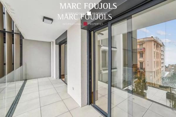 2 pièces neuf livré à deux pas de Monte-Carlo, balcon avec vue
