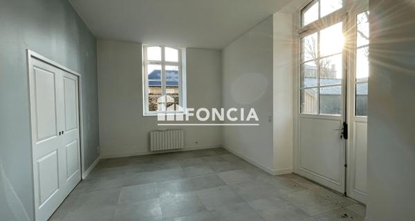 Location Appartement 4 pièces 83.1 m² - Saint-brieuc 22000