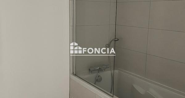 Location Appartement 4 pièces 83.1 m² - Saint-brieuc 22000