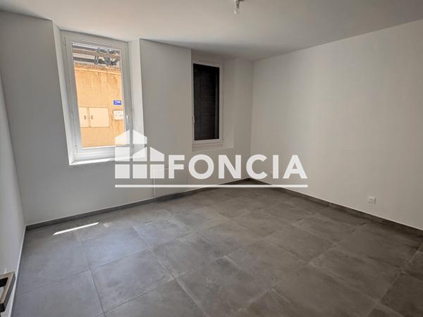 Location Appartement 3 pièces 55.48 m² - 24 RUE REYNAUD Les Milles 13290
