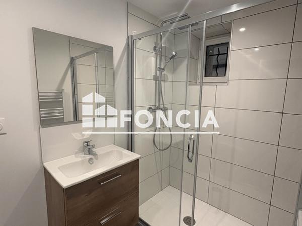 Location Appartement 3 pièces 55.48 m² - 24 RUE REYNAUD Les Milles 13290