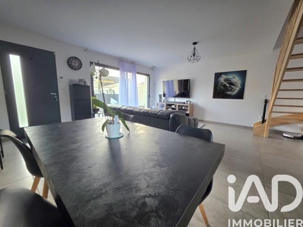 Maison à vendre 5 pièces 92 m² Caumont-sur-Durance