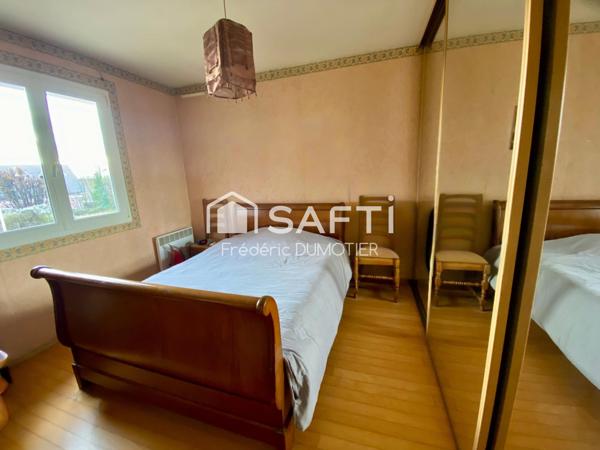 Maison avec terrain et sous sol complet - Habitable de plain-pied