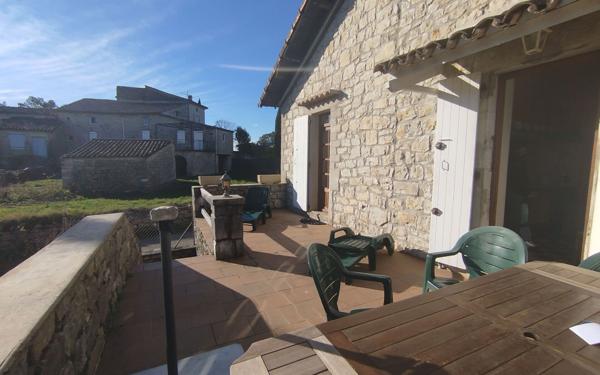 Maison à louer    4 pièces •  Chandolas