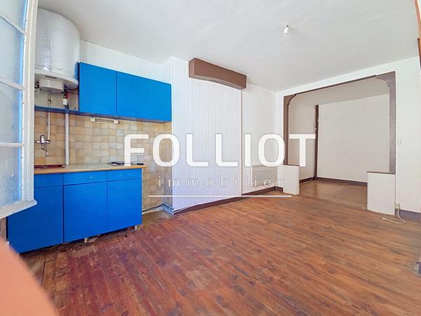 Appartement 3 pièces à vendre au centre-ville de Granville - Réf. 12854JV