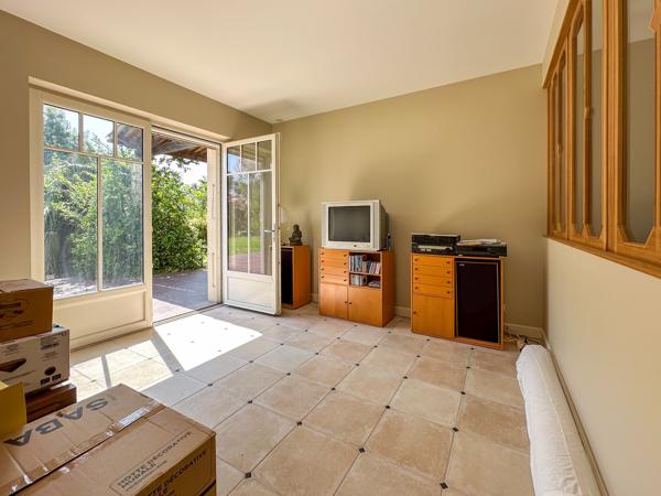MAISON de 193m2 sur très beau parc de 1600m2
