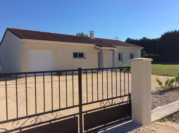 Proche EYMET, Serre et Montguyard, villa récente 3 chambres, garage et jardin