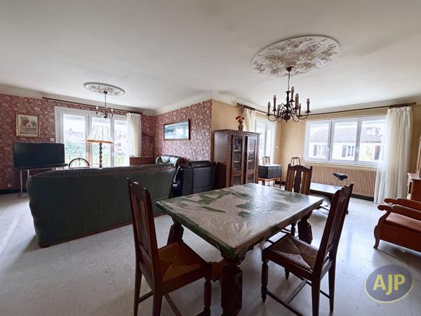 Vente maison Pons : 264 000 € - AJP Immobilier Pons