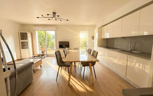 Maison à vendre    5 pièces • 86,40 m2 Champigny-sur-Marne