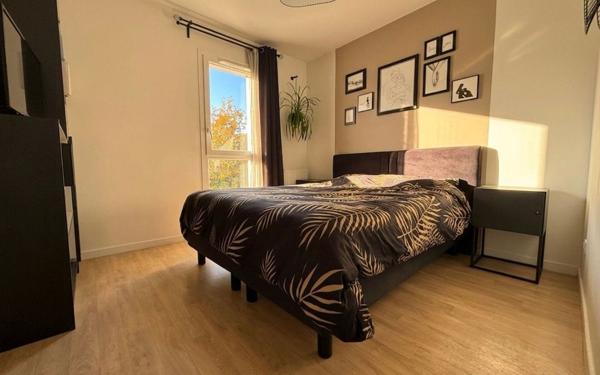Maison à vendre    5 pièces • 86,40 m2 Champigny-sur-Marne
