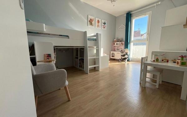 Maison à vendre    5 pièces • 86,40 m2 Champigny-sur-Marne