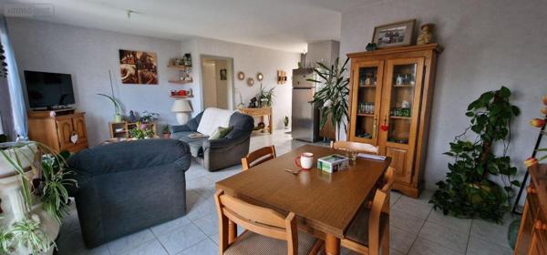 Pavillon à vendre à Mauzé-Thouarsais dans les Deux-Sèvres (79100), ref : 79079-48