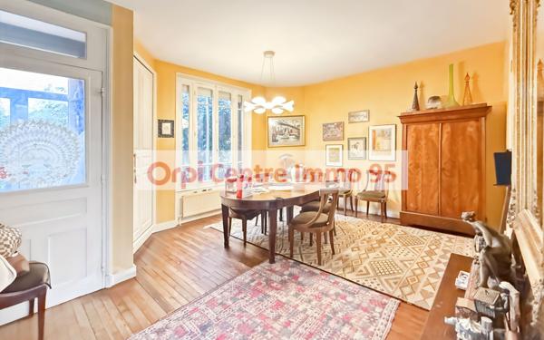 Maison à vendre    6 pièces • 161,82 m2 Argenteuil