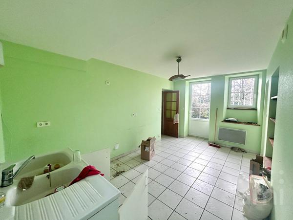 Maison Coulonges Sur L Autize 5 pièce(s) 183.90 m2