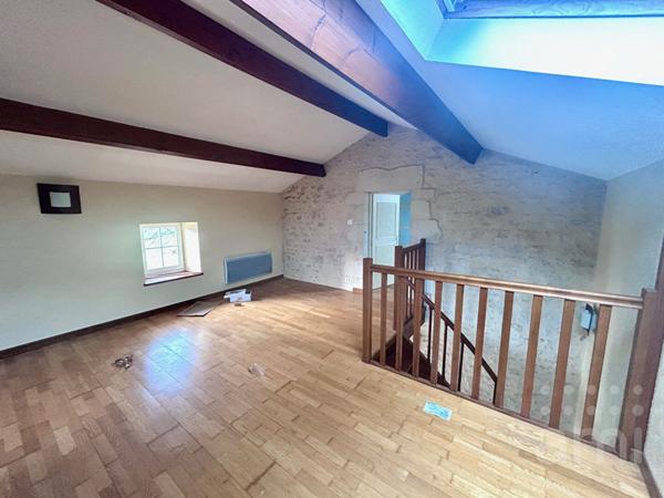 Maison Coulonges Sur L Autize 5 pièce(s) 183.90 m2