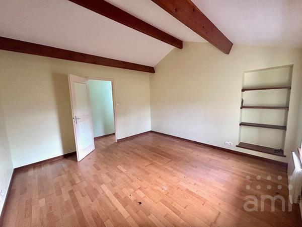 Maison Coulonges Sur L Autize 5 pièce(s) 183.90 m2