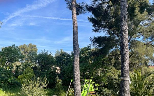 Maison à vendre    7 pièces •  La Seyne-sur-Mer