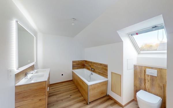 Maison à vendre    5 pièces •  Tollevast