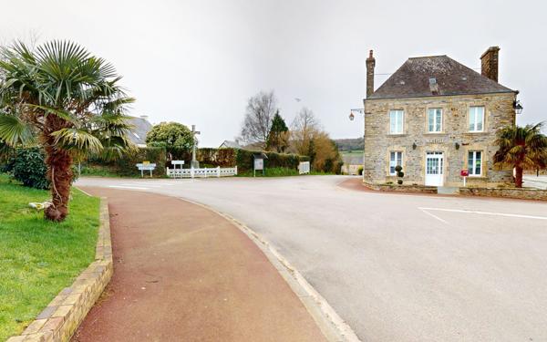 Maison à vendre    5 pièces •  Tollevast