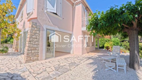 Grande villa familiale 6 chambres vue dégagée