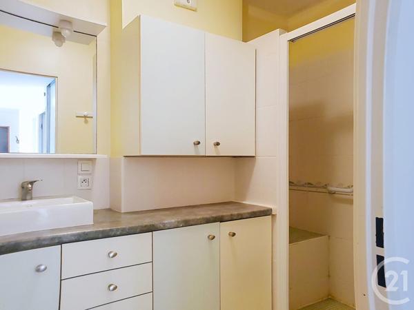 Appartement F5 à vendre  5 pièces - 102 m2 REZE - 44