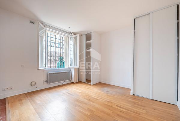 Appartement Paris 1 pièce(s) 27.49 m2