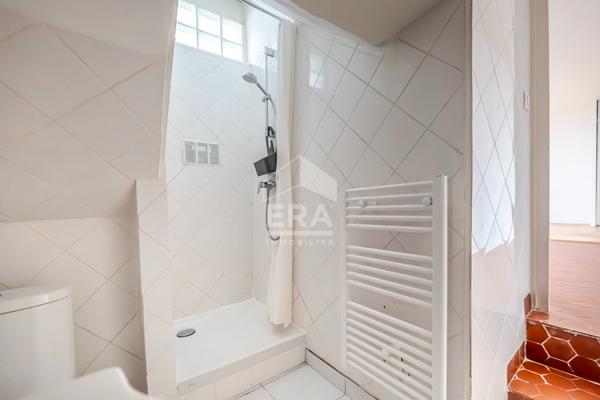 Appartement Paris 1 pièce(s) 27.49 m2