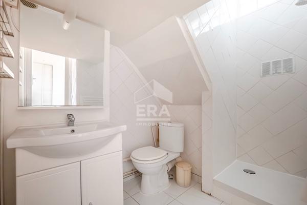 Appartement Paris 1 pièce(s) 27.49 m2