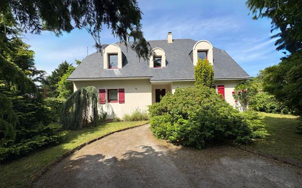 Maison à vendre    5 pièces • 161 m2 Guérande