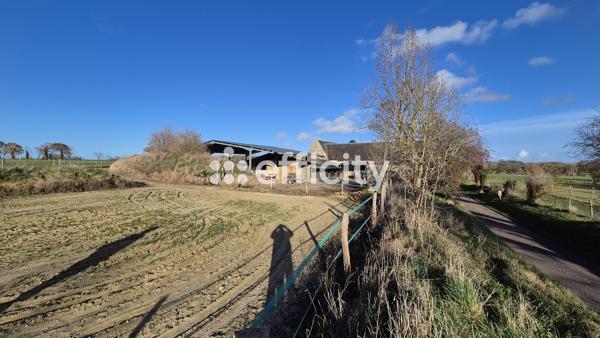 Maison
         9 pièces
        - 250 m² Exclusivité