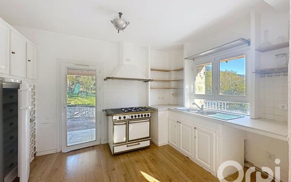 Maison à vendre    4 pièces • 80 m2 Le Bar-sur-Loup