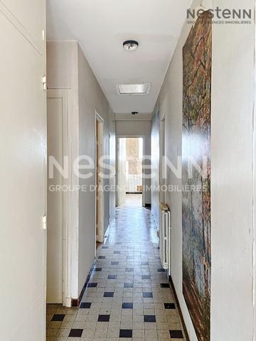 Maison de 92 m² à La Chaussée-Saint-Victor, 6 pièces avec sous-sol complet dans un quartier résidentiel paisible. Ne manquez pas cette belle opportunité !