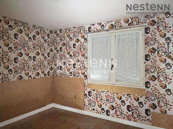 Maison de 92 m² à La Chaussée-Saint-Victor, 6 pièces avec sous-sol complet dans un quartier résidentiel paisible. Ne manquez pas cette belle opportunité !