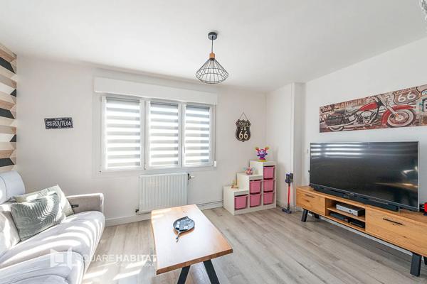 Maison à vendre 6 pièces 100.8m² Raillencourt-Sainte-Olle (59554)