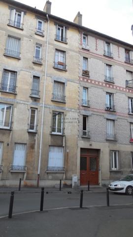 Aulnay-sous-Bois (93600) Idéal investisseur F1 meublé ( locataire depuis 2019 avec garantie assurance GLI) à 2 pas du RER B