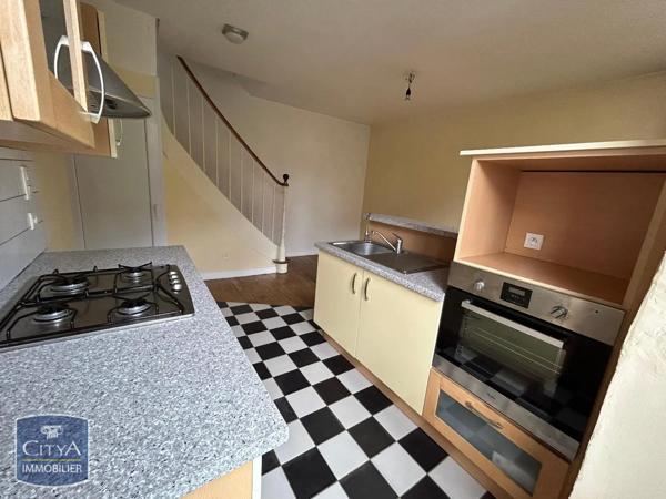 Maison à louer 2 pièces 44m² Laval (53000)