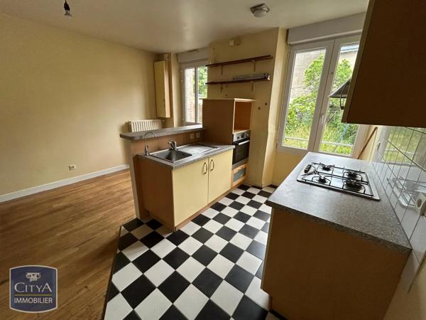 Maison à louer 2 pièces 44m² Laval (53000)