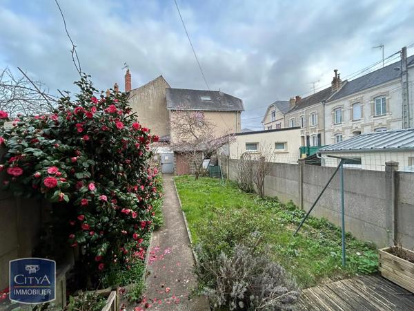 Maison à louer 2 pièces 44m² Laval (53000)