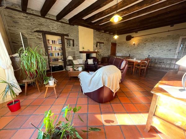 Maison à vendre à Noyal-sur-Vilaine en Ille-et-Vilaine (35530), ref : 7165