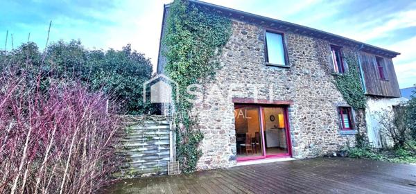 Longère à fort potentiel avec dépendances et terrain 1643m2 constructible