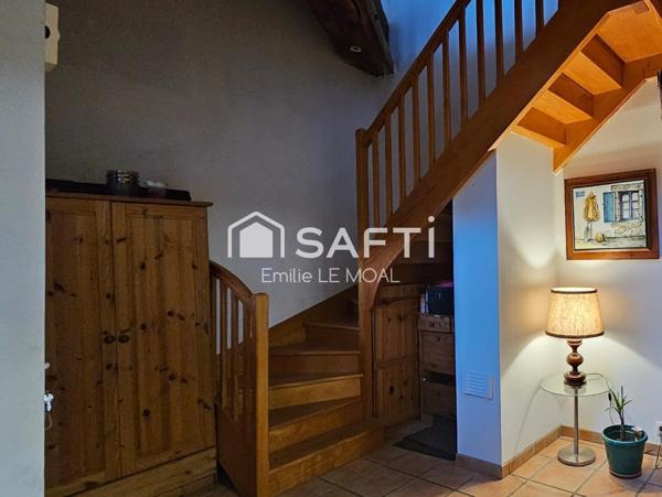 Longère à fort potentiel avec dépendances et terrain 1643m2 constructible